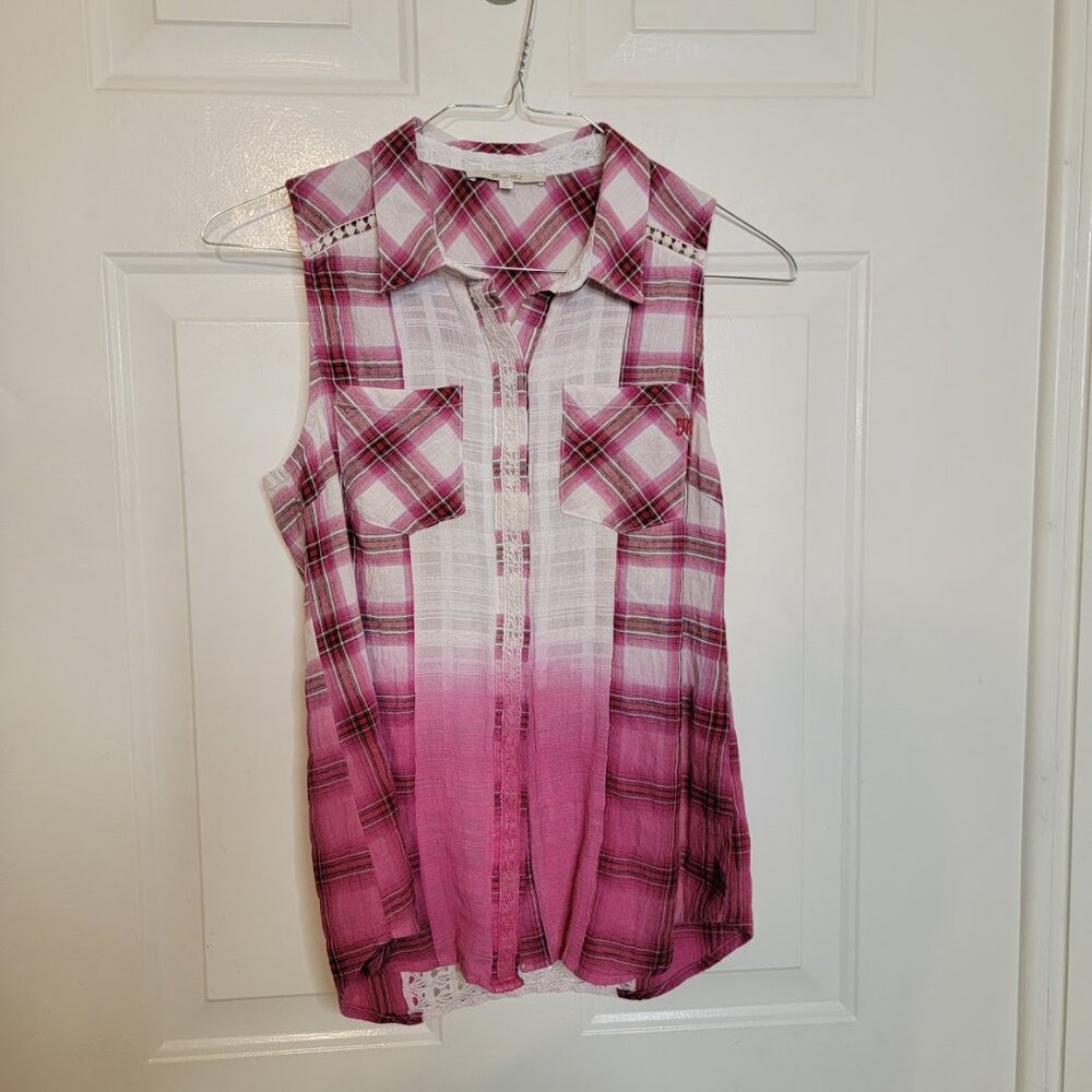 Miss Me Pink Plaid Sleeveless Shirt with Lace Back Size M – Western Boho Festiva - Picture 10 of 11
